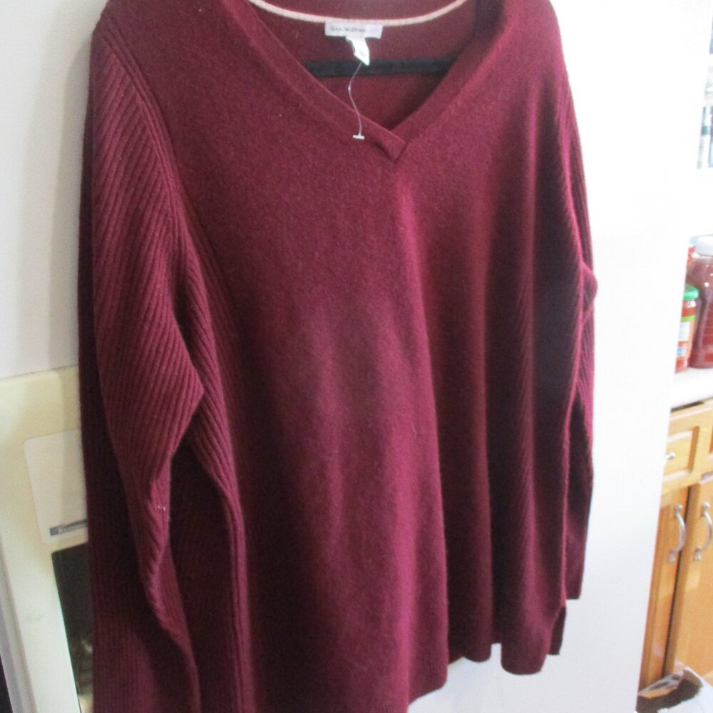 Isaac Mizrahi Deep Burgundy V-Neck Sweater *21